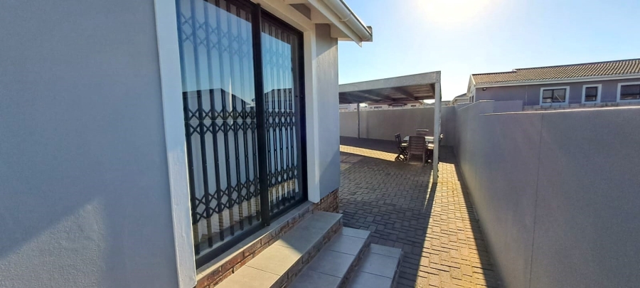 2 Bedroom Property for Sale in Fountains Estate Eastern Cape